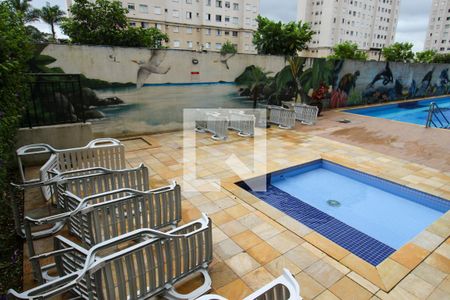 Apartamento para alugar com 44m², 2 quartos e 1 vaga Apartamento para alugar com 44m², 2 quartos e 1 vagaÁrea comum / Piscina