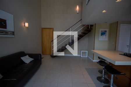 Sala de apartamento à venda com 1 quarto, 70m² em Barra da Tijuca, Rio de Janeiro