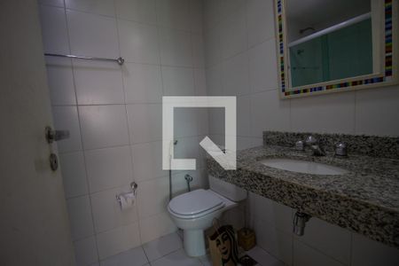 Apartamento à venda com 70m², 1 quarto e 1 vaga Apartamento à venda com 70m², 1 quarto e 1 vagaBanheiro Social