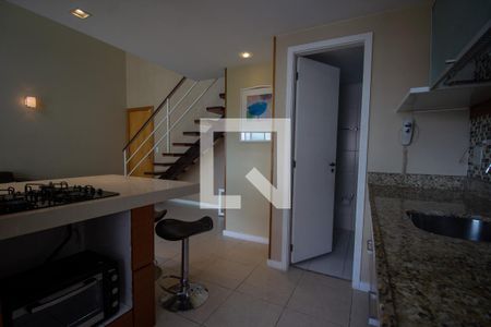 Apartamento à venda com 70m², 1 quarto e 1 vaga Apartamento à venda com 70m², 1 quarto e 1 vagaCozinha e Área de Serviço