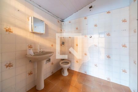 Banheiro  de casa à venda com 2 quartos, 250m² em Jardim do Estádio, Santo André