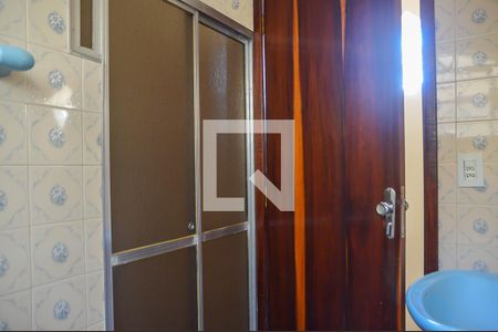 Casa à venda com 130m², 3 quartos e 2 vagasBanheiro