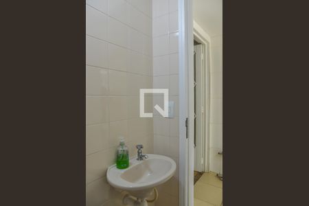 Casa à venda com 130m², 3 quartos e 2 vagasBanheiro de Serviço