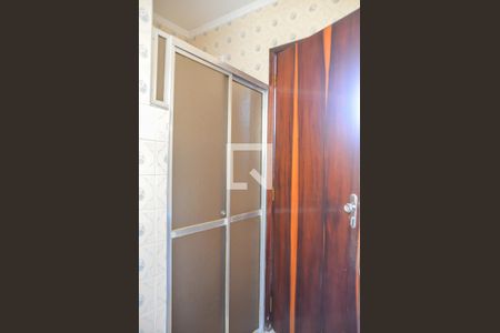 Casa à venda com 130m², 3 quartos e 2 vagasBanheiro