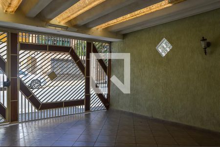 Casa à venda com 130m², 3 quartos e 2 vagasGaragem
