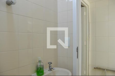 Casa à venda com 130m², 3 quartos e 2 vagasBanheiro de Serviço