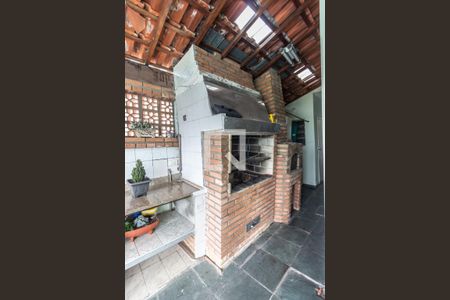 Casa à venda com 301m², 5 quartos e 3 vagasChurrasqueira