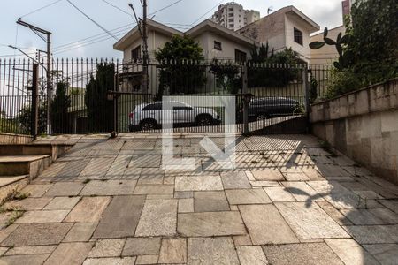 Casa à venda com 301m², 5 quartos e 3 vagasGaragem