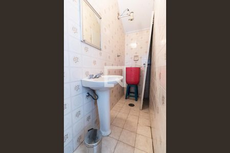 Casa à venda com 301m², 5 quartos e 3 vagasBanheiro de serviço