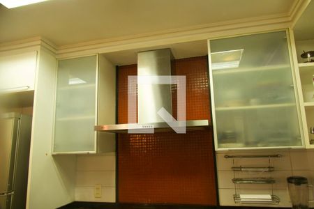 Apartamento à venda com 164m², 3 quartos e 2 vagasCozinha 