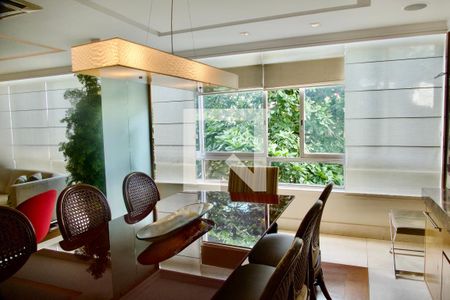 Apartamento à venda com 164m², 3 quartos e 2 vagasSala