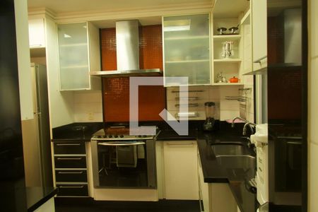 Apartamento à venda com 164m², 3 quartos e 2 vagasCozinha 