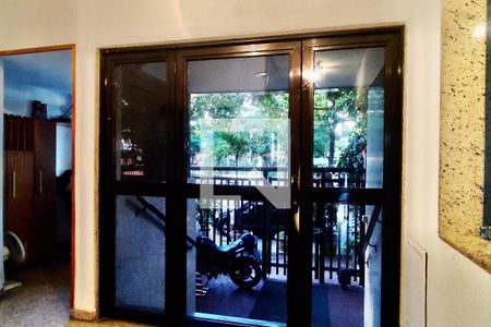 Apartamento à venda com 164m², 3 quartos e 2 vagasPortaria 