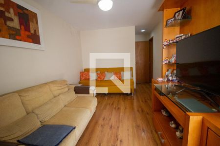 Apartamento à venda com 300m², 3 quartos e 3 vagas Apartamento à venda com 300m², 3 quartos e 3 vagasSuíte 3