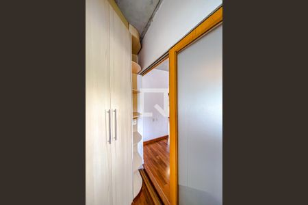 Apartamento para alugar com 70m², 1 quarto e 1 vagaQuarto 1 - Armários