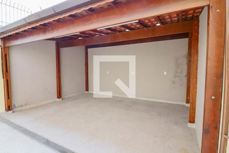 Casa à venda com 260m², 3 quartos e 6 vagasQuintal