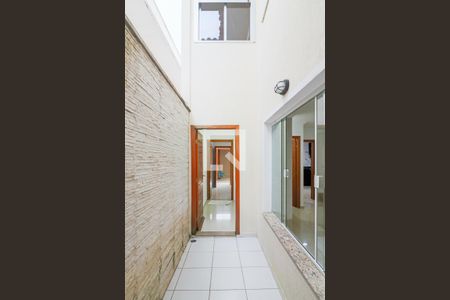 Casa à venda com 260m², 3 quartos e 6 vagasLavanderia