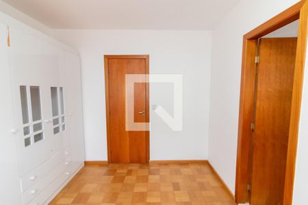 Casa à venda com 260m², 3 quartos e 6 vagasSuite 3