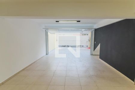 Casa à venda com 260m², 3 quartos e 6 vagasGaragem