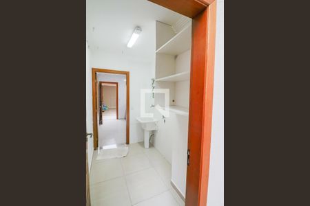 Casa à venda com 260m², 3 quartos e 6 vagasLavanderia