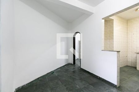 Sala de casa para alugar com 2 quartos, 90m² em Parque Guarani, São Paulo