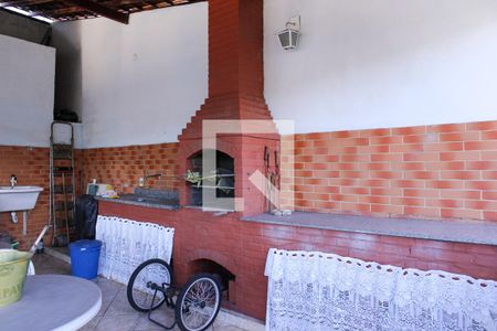 Casa à venda com 185m², 2 quartos e 1 vagaTerraço (Churrasqueira e Área de Serviço)