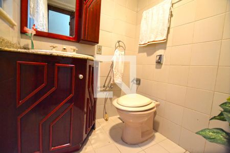 Apartamento à venda com 140m², 3 quartos e 1 vagaBanheiro 2