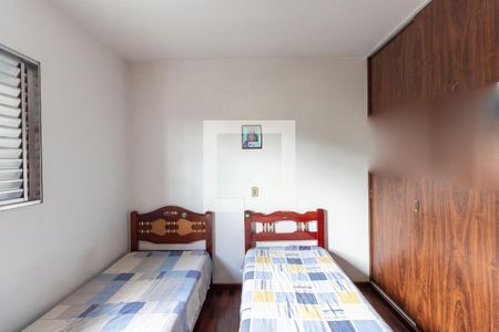 Casa à venda com 303m², 3 quartos e 8 vagasQuarto 1