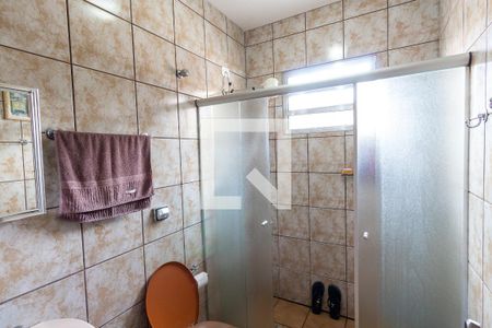 Casa à venda com 303m², 3 quartos e 8 vagasBanheiro 1