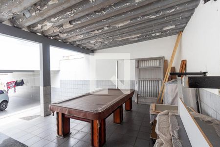 Casa à venda com 303m², 3 quartos e 8 vagasQuintal