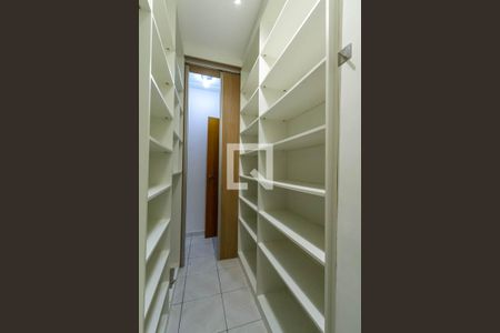 Casa à venda com 106m², 3 quartos e 1 vaga Casa à venda com 106m², 3 quartos e 1 vagaCloset da Suíte