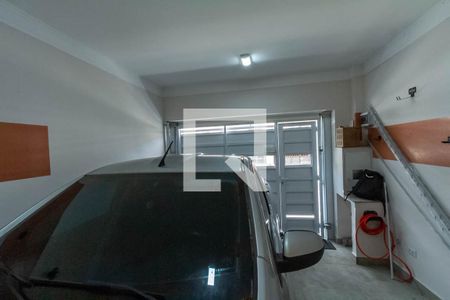 Casa à venda com 106m², 3 quartos e 1 vaga Casa à venda com 106m², 3 quartos e 1 vagaGaragem