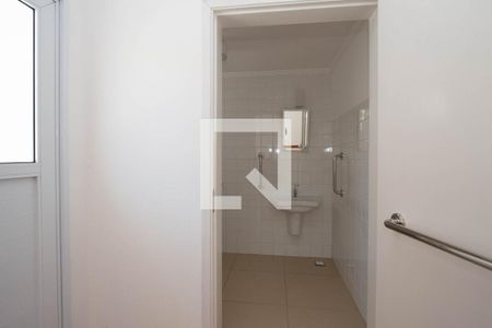 banheiro escritorio de casa para alugar com 3 quartos, 500m² em Centro, Jundiaí