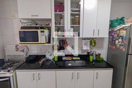 Apartamento à venda com 102m², 2 quartos e 2 vagas Apartamento à venda com 102m², 2 quartos e 2 vagascozinha