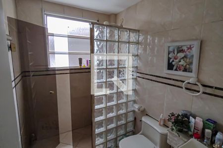 Apartamento à venda com 102m², 2 quartos e 2 vagas Apartamento à venda com 102m², 2 quartos e 2 vagasbanheiro