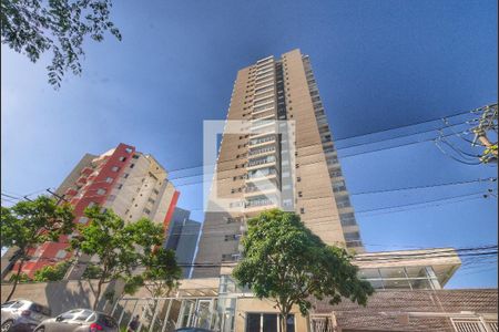 Apartamento para alugar com 70m², 2 quartos e 2 vagasFachada