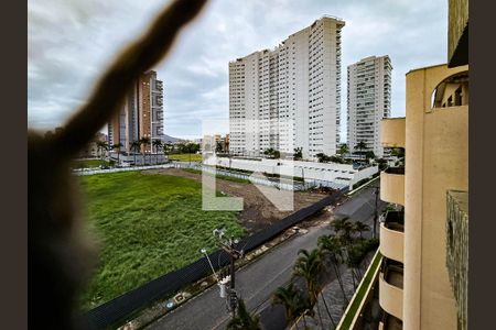 Vista da Sacada de apartamento para alugar com 3 quartos, 80m² em Jardim das Conchas, Guarujá