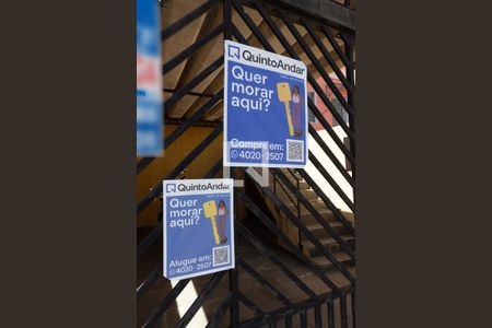 Casa à venda com 100m², 2 quartos e 1 vaga Casa à venda com 100m², 2 quartos e 1 vagaFachada