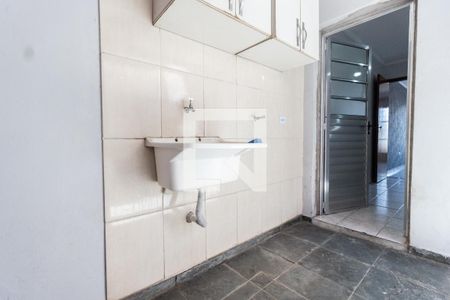 Casa à venda com 100m², 2 quartos e 1 vaga Casa à venda com 100m², 2 quartos e 1 vagaÁrea de serviço