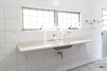 Casa à venda com 100m², 2 quartos e 1 vaga Casa à venda com 100m², 2 quartos e 1 vagaCozinha