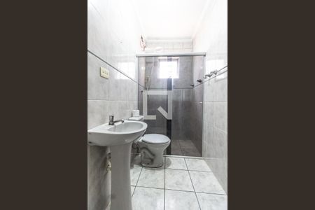 Casa à venda com 100m², 2 quartos e 1 vaga Casa à venda com 100m², 2 quartos e 1 vagaBanheiro