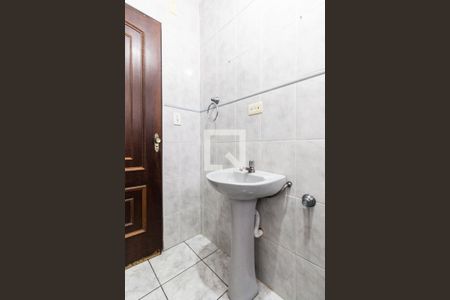 Casa à venda com 100m², 2 quartos e 1 vaga Casa à venda com 100m², 2 quartos e 1 vagaBanheiro