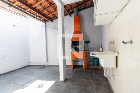 Casa à venda com 100m², 2 quartos e 1 vaga Casa à venda com 100m², 2 quartos e 1 vagaÁrea de serviço