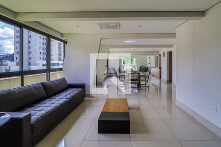 Apartamento à venda com 172m², 2 quartos e 4 vagasÁrea comum - Salão de festas