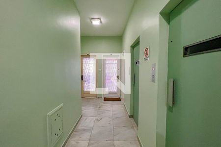 Apartamento para alugar com 100m², 2 quartos e 1 vaga Apartamento para alugar com 100m², 2 quartos e 1 vagacorredor do predio