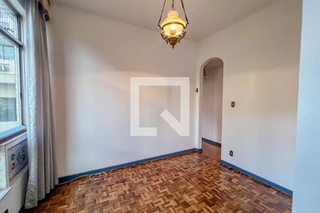 Parte da sala de apartamento para alugar com 2 quartos, 100m² em Humaitá, Rio de Janeiro