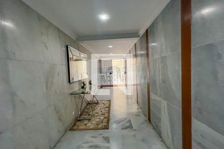 Apartamento para alugar com 100m², 2 quartos e 1 vaga Apartamento para alugar com 100m², 2 quartos e 1 vagaFachada e portaria