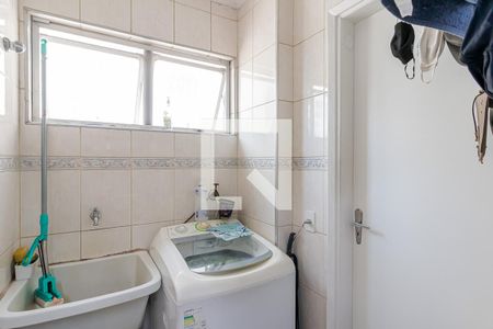 Apartamento à venda com 61m², 3 quartos e 1 vagaÁrea de Serviço