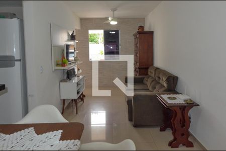 Sala de casa de condomínio à venda com 3 quartos, 105m² em Vargem Pequena, Rio de Janeiro