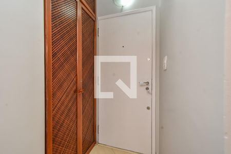 Entrada de apartamento para alugar com 1 quarto, 56m² em Consolação, São Paulo
